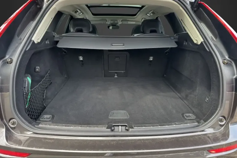 Volvo XC60 din 2022 cu 85.000 km - oferta VOL237091 - foto 9