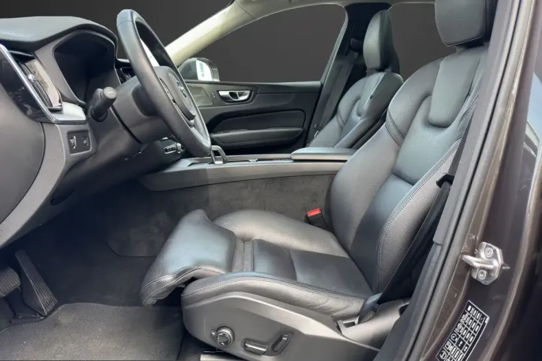 Volvo XC60 din 2022 cu 85.000 km - oferta VOL237091 - foto 10