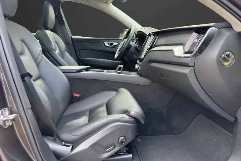 Volvo XC60 din 2022 cu 85.000 km - oferta VOL237091 - foto 17