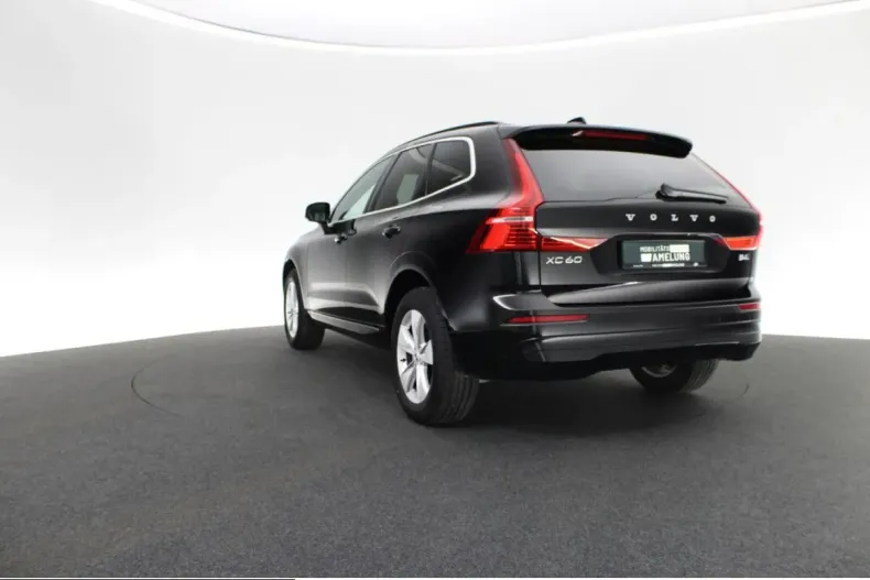 Volvo XC60 din 2023 cu 33.147 km - oferta VOL237092 - foto 4