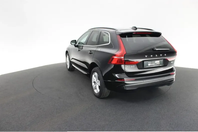 Volvo XC60 din 2023 cu 33.147 km - oferta VOL237092 - foto 13