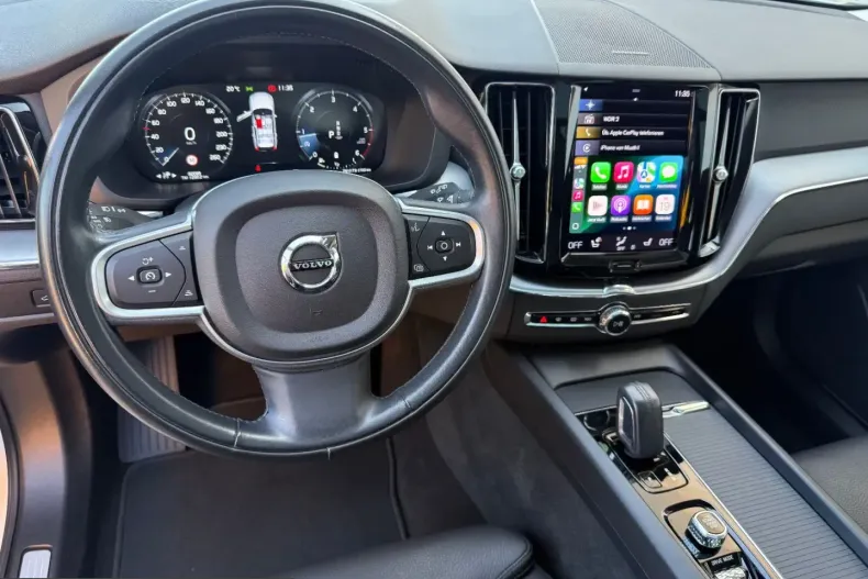 Volvo XC60 din 2021 cu 60.091 km - oferta VOL237094 - foto 12