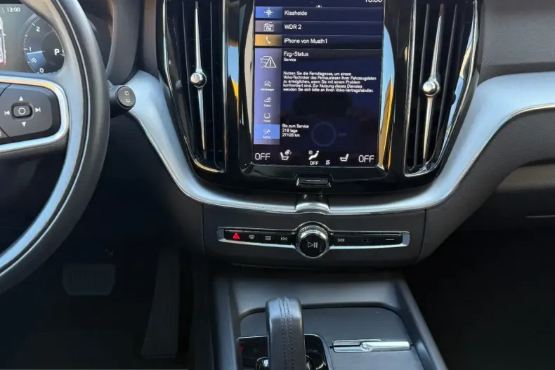Volvo XC60 din 2021 cu 60.091 km - oferta VOL237094 - foto 16