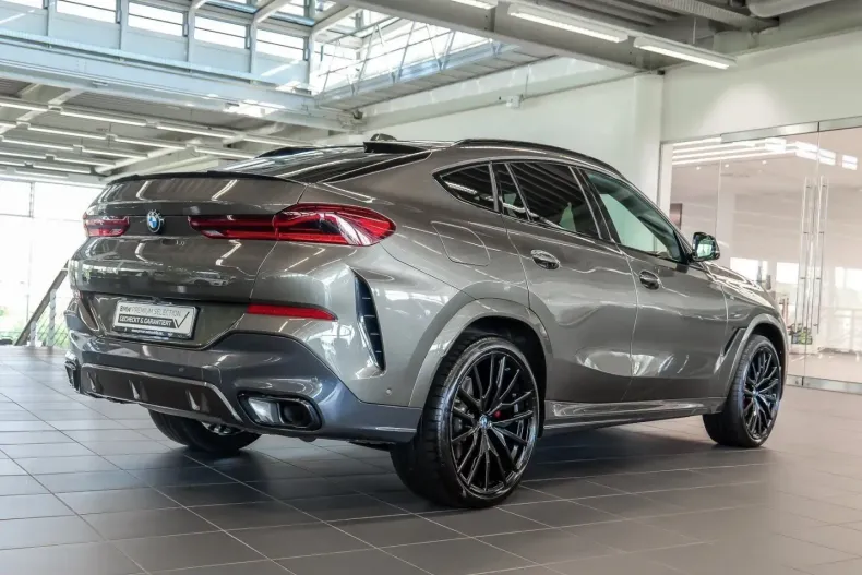 BMW X6 (Seria X) din 2024 cu 45.405 km - oferta BMW237096 - foto 2