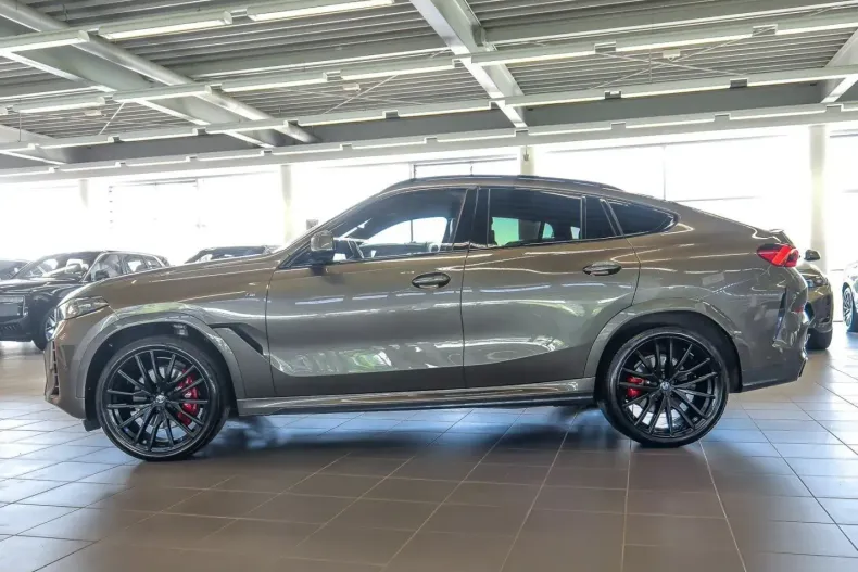 BMW X6 (Seria X) din 2024 cu 45.405 km - oferta BMW237096 - foto 9