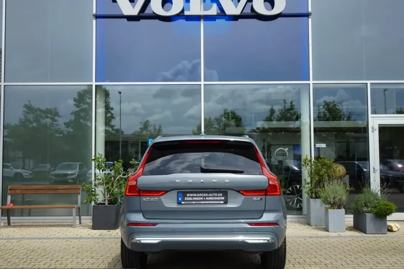 Volvo XC60 din 2023 cu 98.950 km - oferta VOL237101 - foto 4