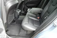 Volvo XC60 din 2023 cu 98.950 km - oferta VOL237101 - foto 9