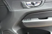 Volvo XC60 din 2023 cu 98.950 km - oferta VOL237101 - foto 11