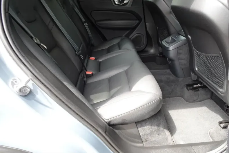 Volvo XC60 din 2023 cu 98.950 km - oferta VOL237101 - foto 12