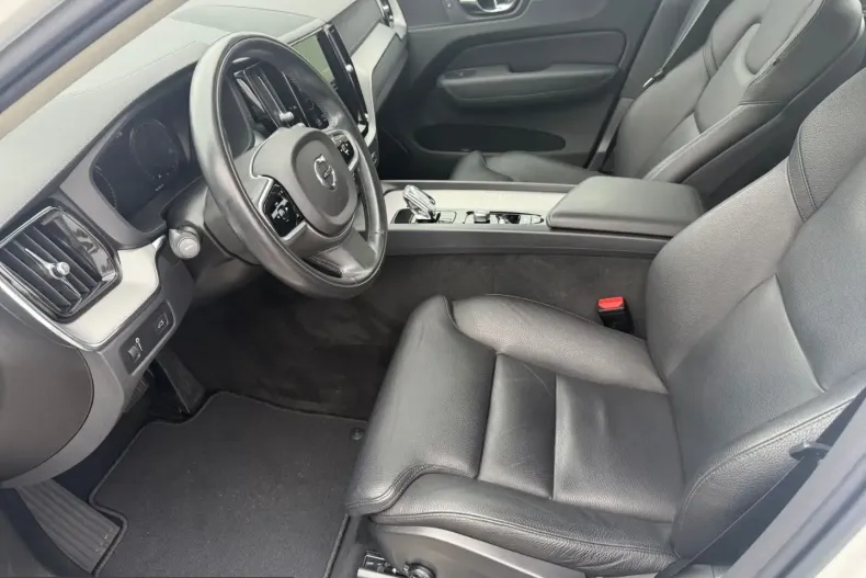 Volvo XC60 din 2021 cu 92.350 km - oferta VOL237102 - foto 8