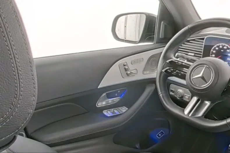 Mercedes-Benz GLE 450 (Clasa GLE) din 2025 cu 32.876 km - oferta MER237103 - foto 8
