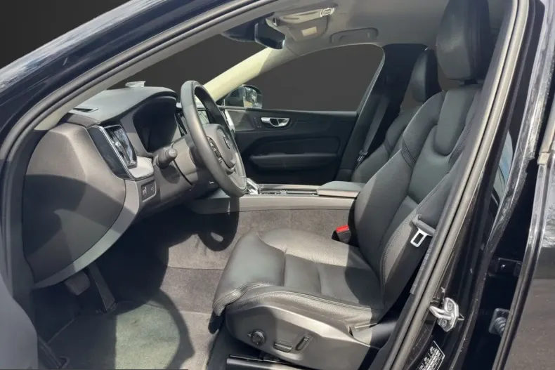 Volvo XC60 din 2021 cu 97.400 km - oferta VOL237105 - foto 10
