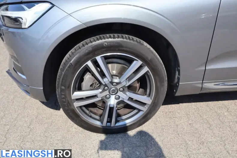 Volvo XC60 din 2021 cu 72.855 km - oferta VOL237107 - foto 25