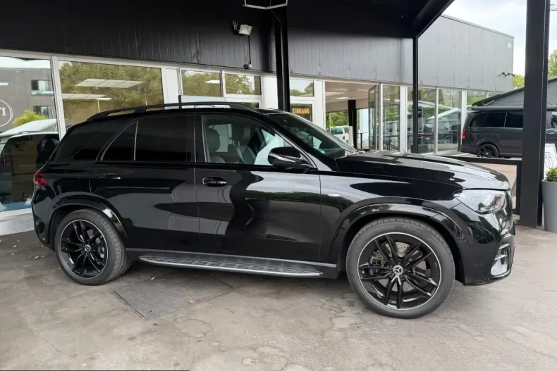 Mercedes-Benz GLE 350 (Clasa GLE) din 2025 cu 15.000 km - oferta MER237108 - foto 3