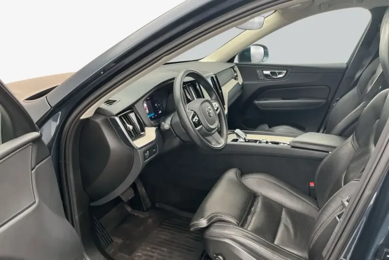 Volvo XC60 din 2021 cu 96.487 km - oferta VOL237109 - foto 10