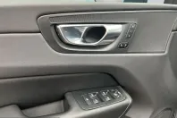 Volvo XC60 din 2021 cu 96.487 km - oferta VOL237109 - foto 20