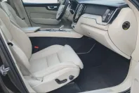 Volvo XC60 din 2021 cu 93.600 km - oferta VOL237110 - foto 16