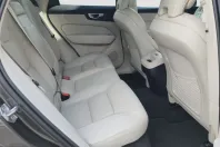 Volvo XC60 din 2021 cu 93.600 km - oferta VOL237110 - foto 17