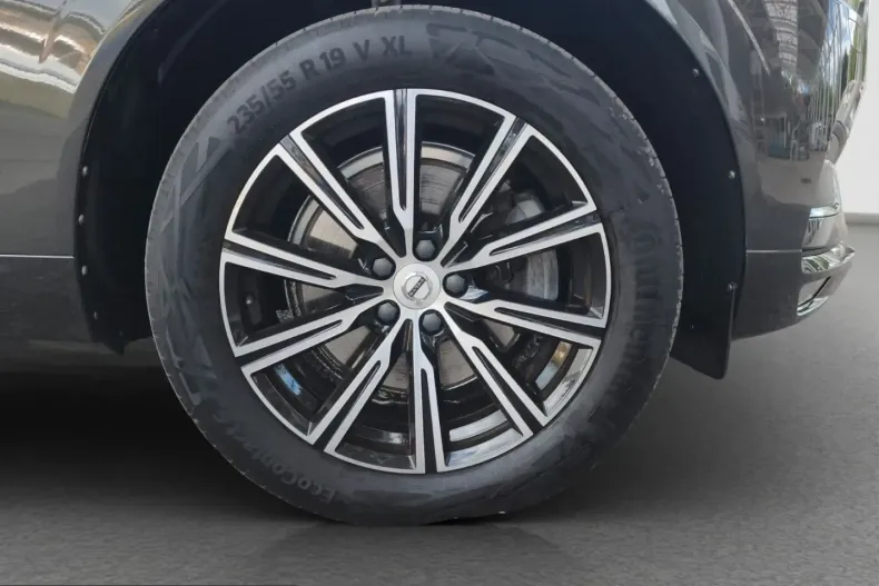 Volvo XC60 din 2021 cu 93.600 km - oferta VOL237110 - foto 20