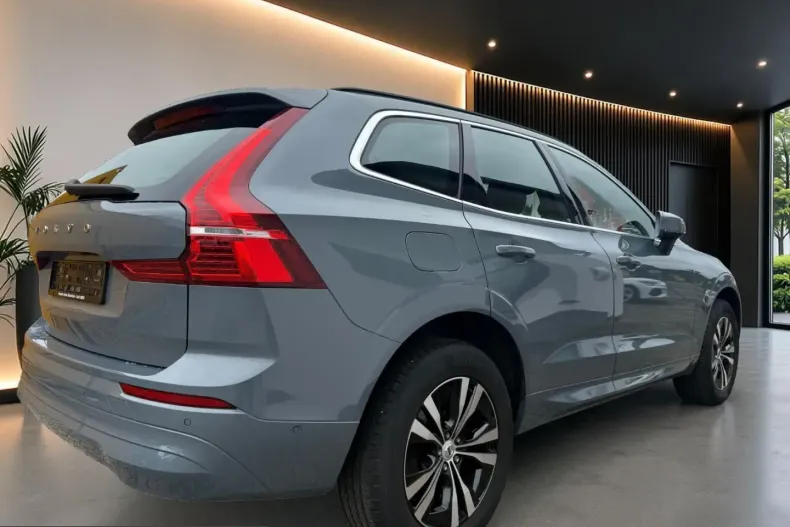 Volvo XC60 din 2022 cu 83.735 km - oferta VOL237119 - foto 2