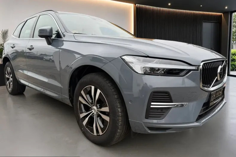 Volvo XC60 din 2022 cu 83.735 km - oferta VOL237119 - foto 3