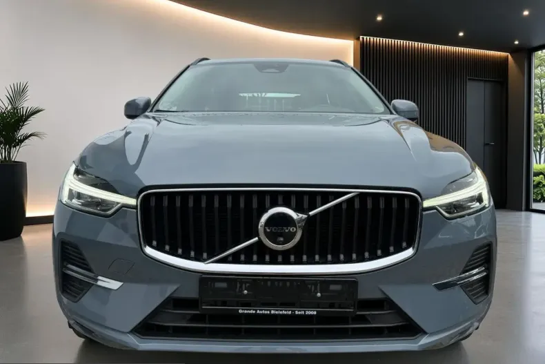 Volvo XC60 din 2022 cu 83.735 km - oferta VOL237119 - foto 5