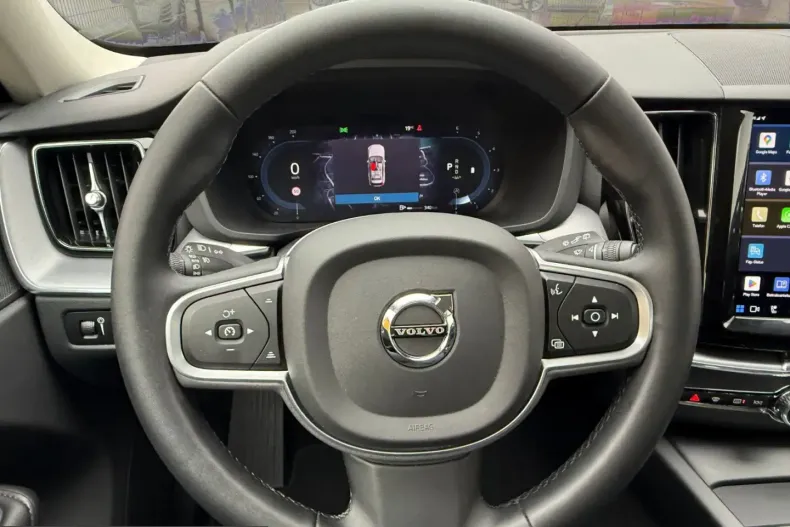 Volvo XC60 din 2022 cu 83.735 km - oferta VOL237119 - foto 15