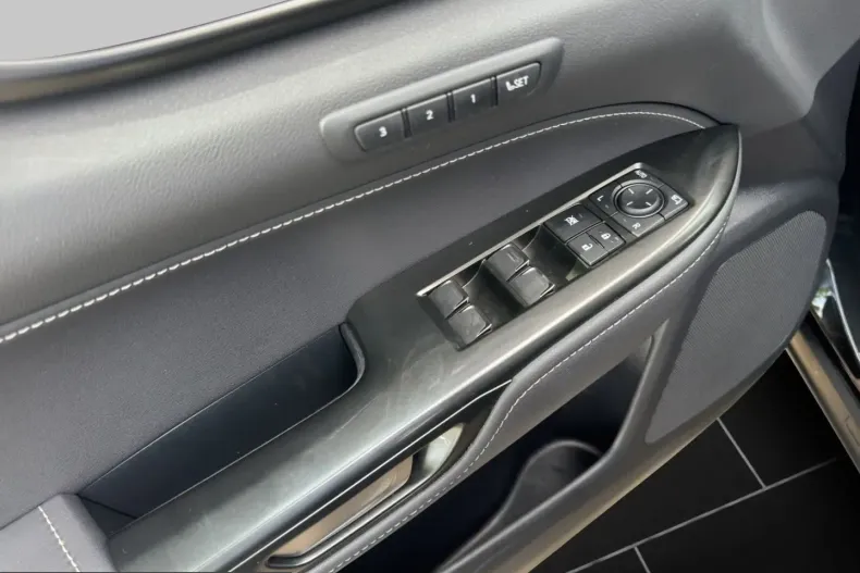 Lexus NX 450h din 2024 cu 40.003 km - oferta LEX237121 - foto 12