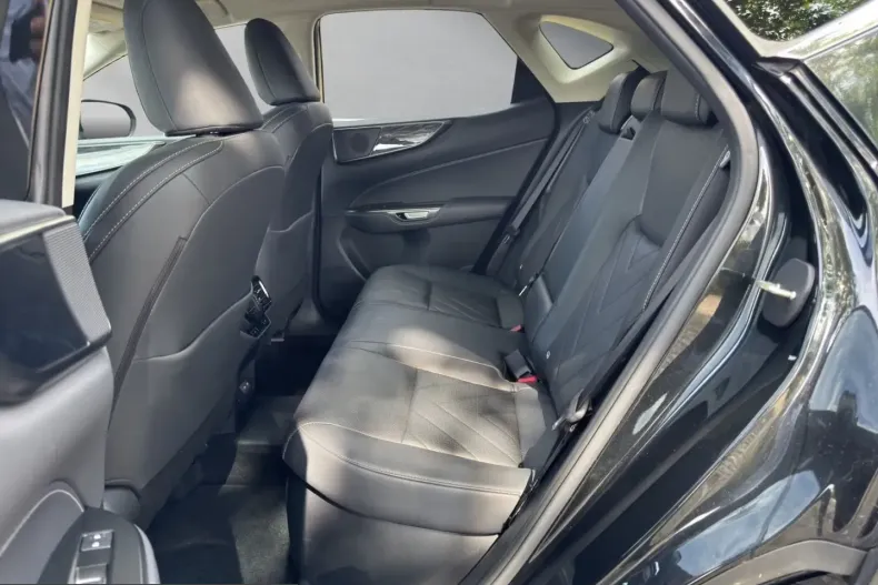 Lexus NX 450h din 2024 cu 40.003 km - oferta LEX237121 - foto 16