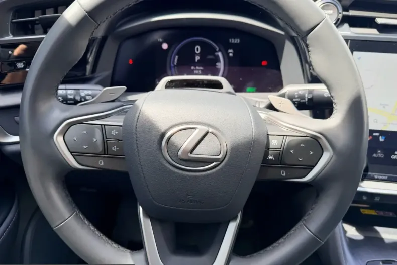 Lexus RZ din 2023 cu 22.486 km - oferta LEX237124 - foto 7