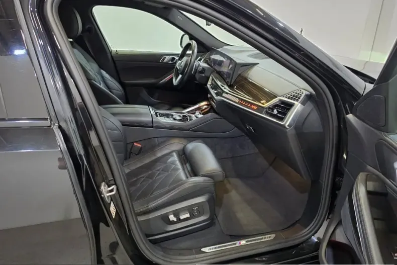 BMW X6 (Seria X) din 2024 cu 51.071 km - oferta BMW237132 - foto 11