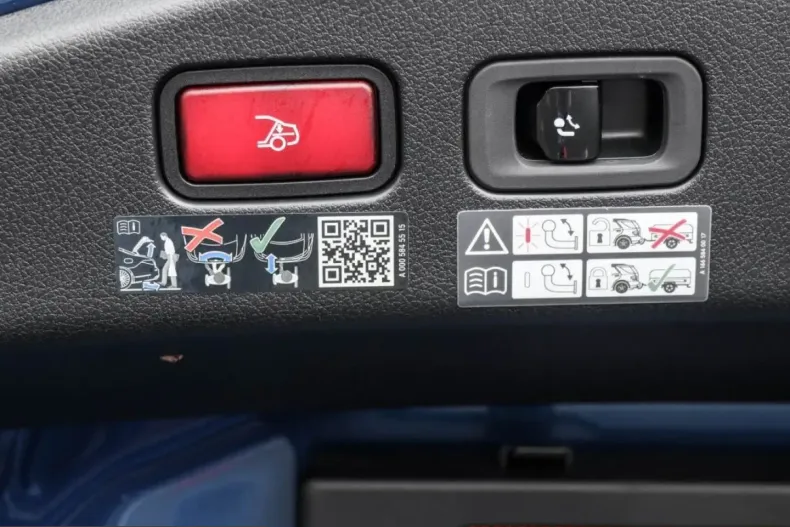 Mercedes-Benz CLE 200 (Clasa CLE) din 2025 cu 6.100 km - oferta MER237136 - foto 20