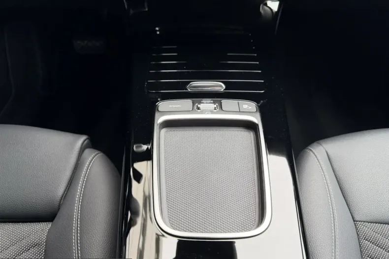 Mercedes-Benz A 180 (Clasa A) din 2025 cu 5.800 km - oferta MER237141 - foto 23