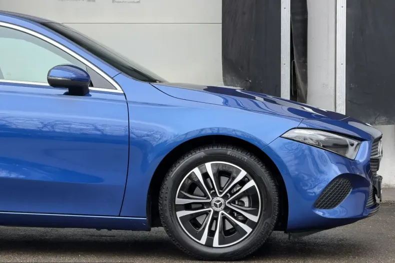 Mercedes-Benz A 180 (Clasa A) din 2025 cu 5.800 km - oferta MER237141 - foto 30