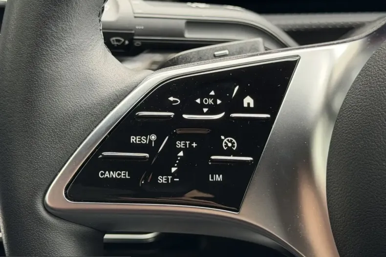 Mercedes-Benz A 180 (Clasa A) din 2025 cu 5.800 km - oferta MER237141 - foto 33