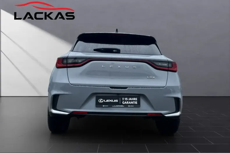 Lexus LBX din 2025 cu 17.158 km - oferta LEX237147 - foto 4
