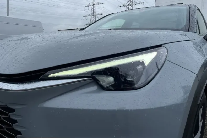 Lexus LBX din 2025 cu 17.158 km - oferta LEX237147 - foto 22