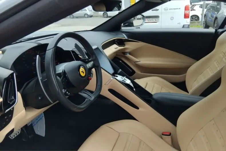 Ferrari Roma din 2025 cu 4.800 km - oferta FER237149 - foto 10