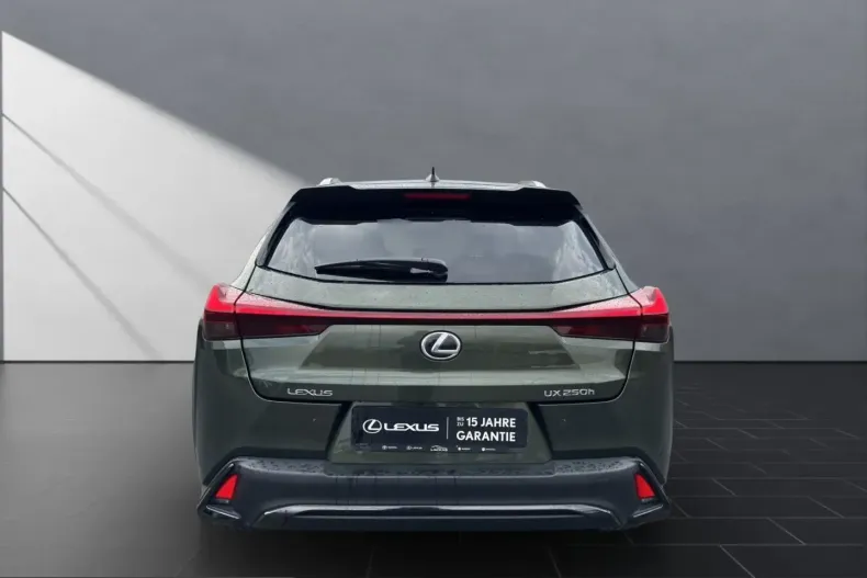 Lexus UX din 2023 cu 35.667 km - oferta LEX237153 - foto 4