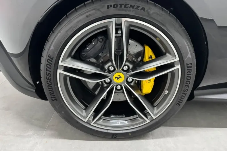 Ferrari Roma din 2023 cu 10.500 km - oferta FER237161 - foto 8