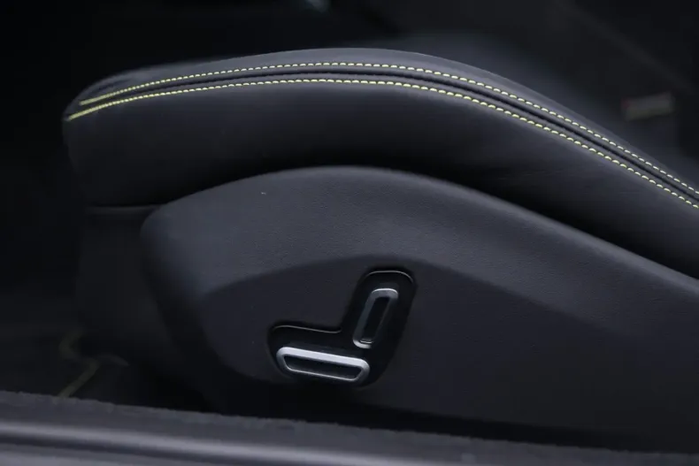 Ferrari Roma din 2023 cu 1.400 km - oferta FER237162 - foto 25