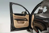 Porsche Cayenne din 2023 cu 46.600 km - oferta POR237163 - foto 19