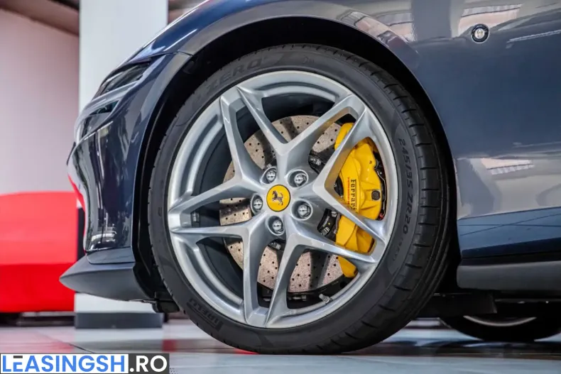 Ferrari Roma din 2022 cu 22.400 km - oferta FER237168 - foto 10