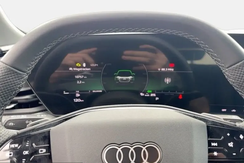 Audi Q5 din 2025 cu 10.529 km - oferta AUD237176 - foto 9