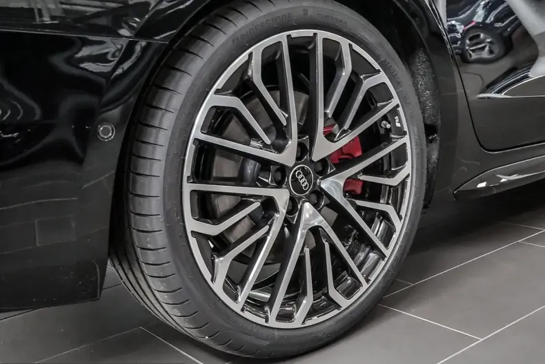 Audi A6 din 2025 cu 12.000 km - oferta AUD237181 - foto 5