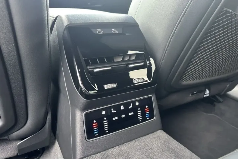 Audi A6 din 2025 cu 12.755 km - oferta AUD237186 - foto 29