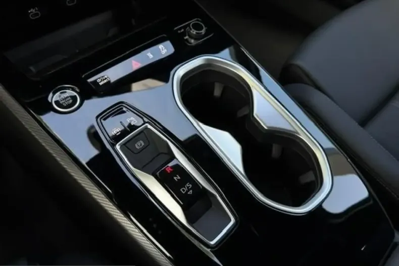 Audi A6 din 2025 cu 9.407 km - oferta AUD237189 - foto 12