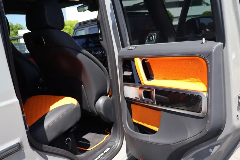 Mercedes-Benz G 63 AMG (Clasa G) din 2023 cu 2.500 km - oferta MER237193 - foto 13