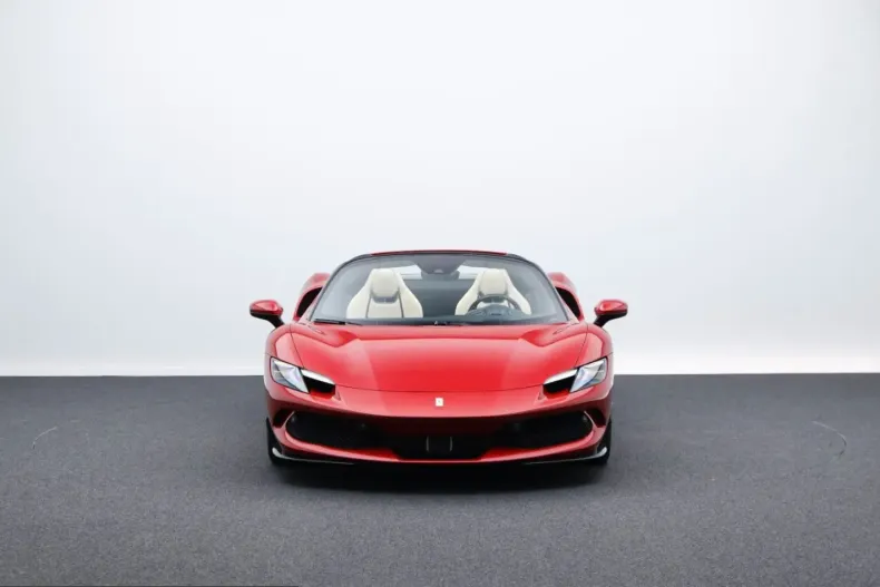 Ferrari 296 GTS din 2023 cu 4.300 km - oferta FER237198 - foto 2