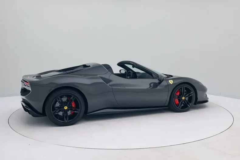 Ferrari 296 GTS din 2024 cu 4.349 km - oferta FER237199 - foto 6